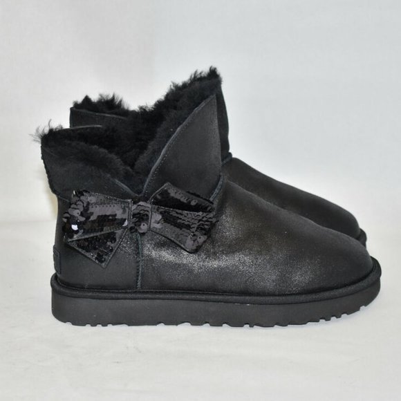 $210 UGG Mini Sequin Bow Wool Lined SHEARLING Bootie BLACK 6 (SE6) - Picture 3 of 11